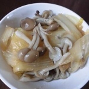 白菜としめじの炒め煮